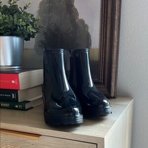Black Glossy Ankle Rain Boots